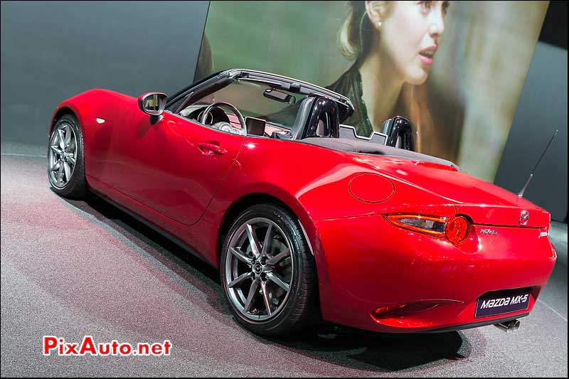 Mondial Automobile Paris 2014, Roadster Mazda MX 5 Arriere