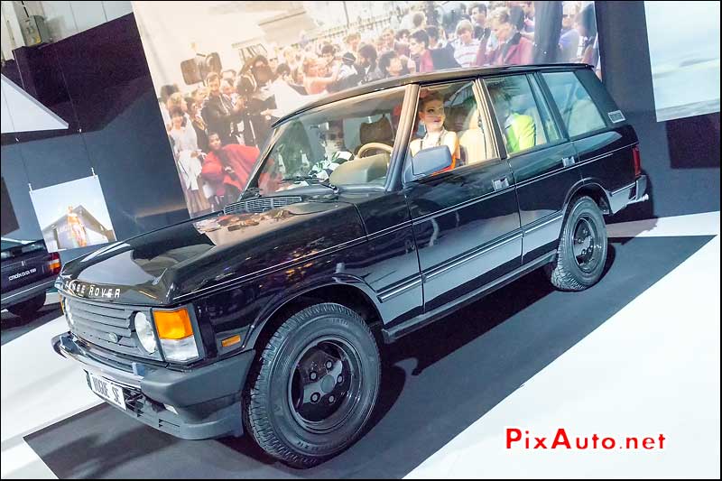 SUV Range Rover Vogue SE, Exposition Speciale Automobile et la Mode