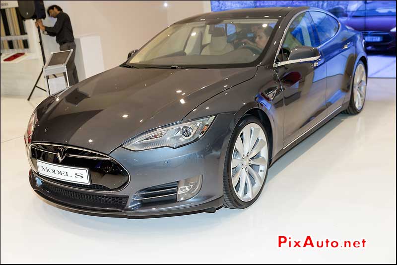 Mondial Automobile Paris 2014, Tesla Model S