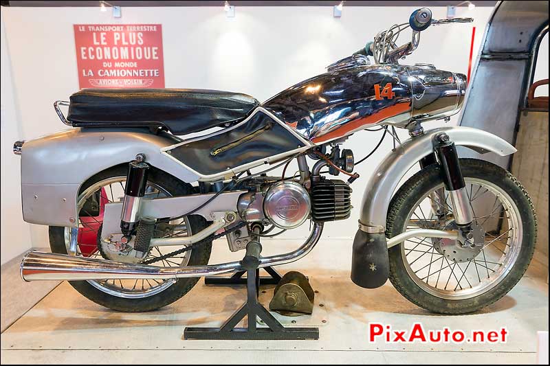 Derny Taon 125-T4, stand LDA, Salon Retromobile 2014