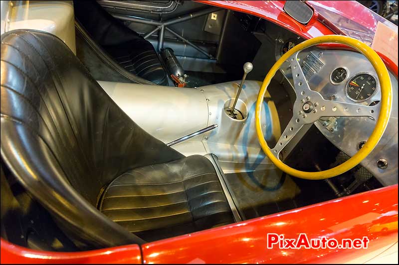 Habitacle Maserati 150S de 1956, Arcurial Salon Retromobile