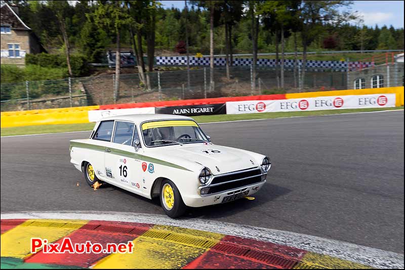 Retour de flamme, Ford Lotus Cortina, U2TC SPA-Classic