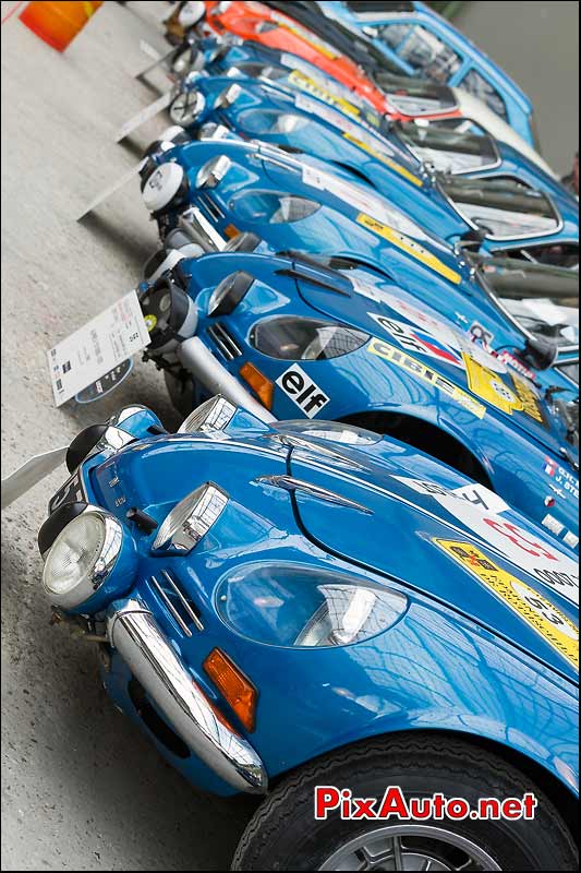 Berlinettes Alpine A110, Grand Palais, Tour-Auto-Optic-2000