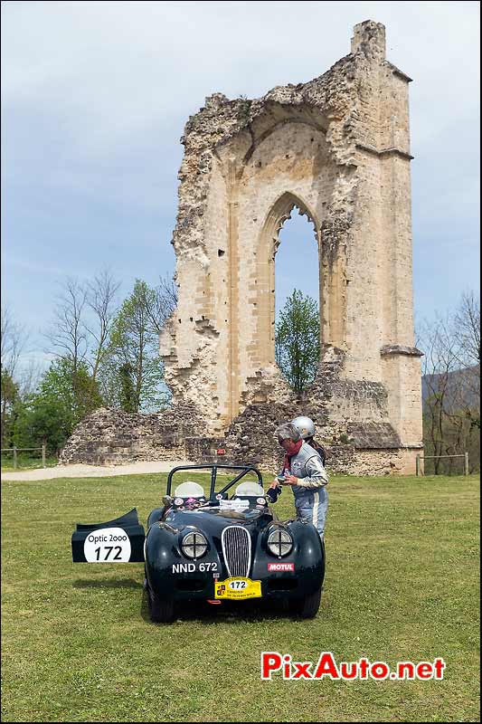 Jaguar XK120 Roadster au Couvent des Carmes, Tour-Auto-Optic-2000