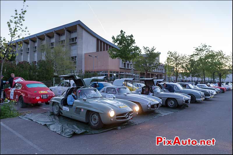 Mercedes-Benz 300SL Gullwing, Parc Dijon, Tour-Auto-Optic-2000 