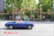 MG-B Cabriolet, parc Monceau, Traversee de Paris estivale