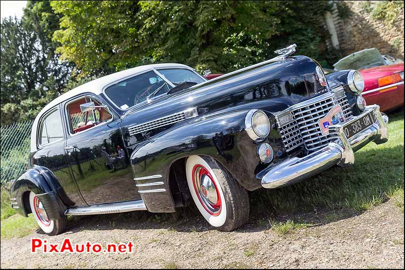 Cadillac Serie 62, Traversee de Paris estivale