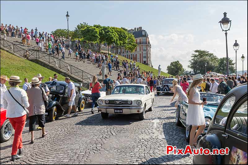 Ford Mustang Butte Montmartre, Traversee de Paris estivale