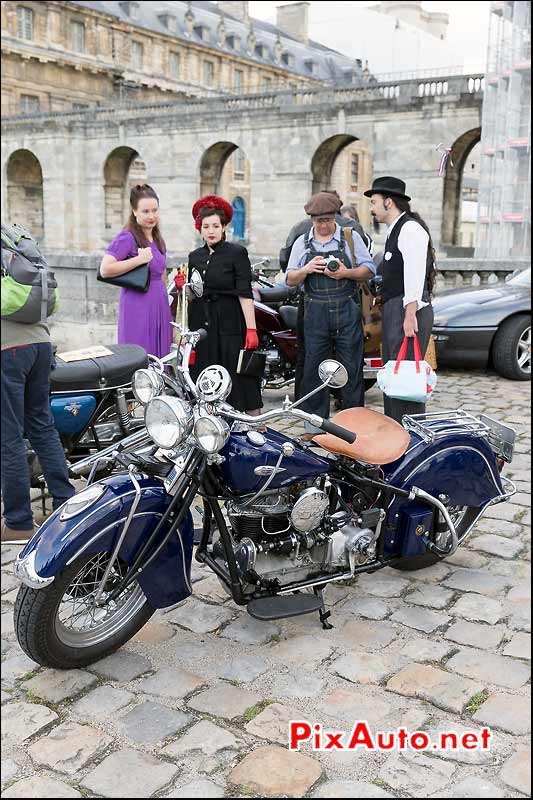 Indian Four Cylinder, Traversee de Paris estivale