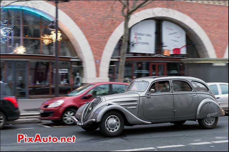 Peugeot 402, Traversee de Paris 2014