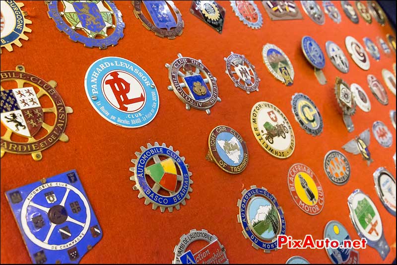 Artcurial Motorcars, Paris, Collection Badges Clubs Automobiles