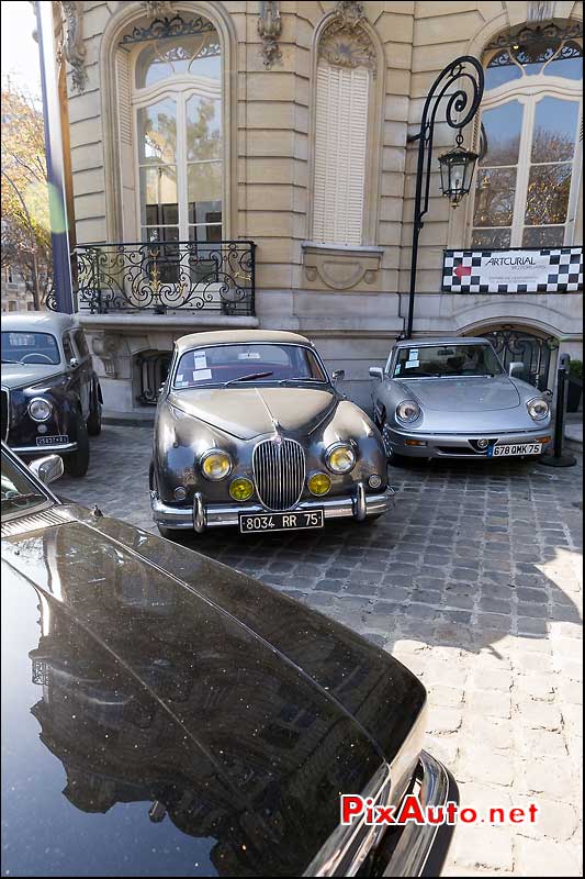 Artcurial Motorcars, Paris, Jaguar Mk2 ex Pierre Soulages