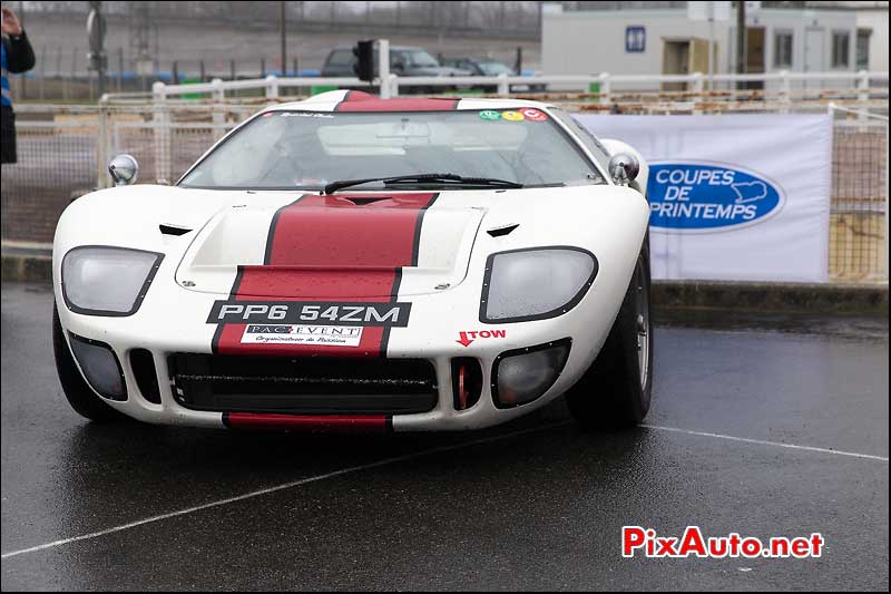 Coupes de Printemps Montlhery, Ford GT 40