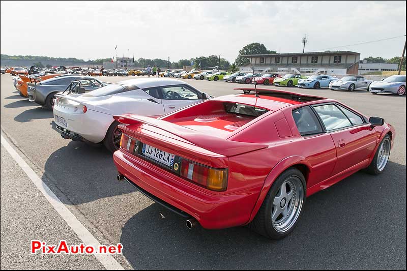 Festival Lotus, Lotus Esprit V8 1996-2004