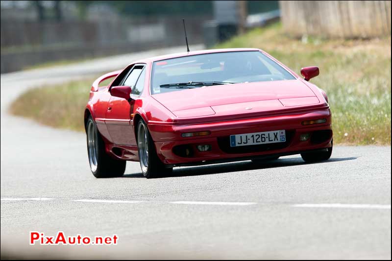 Festival Lotus, Lotus Esprit V8