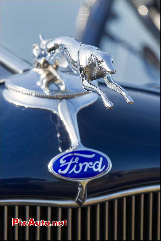 Vintage Revival Montlhery 2015, Mascotte Levrier Ford