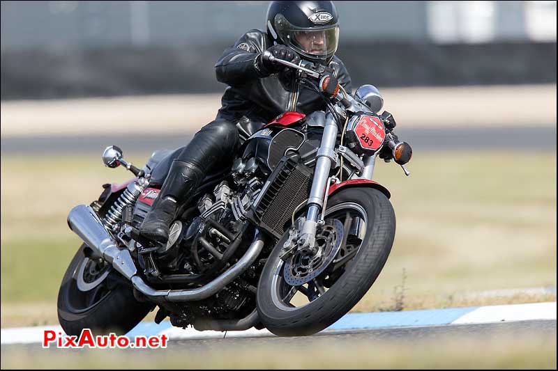 Classic Machines 2015, Yamaha Vmax N283