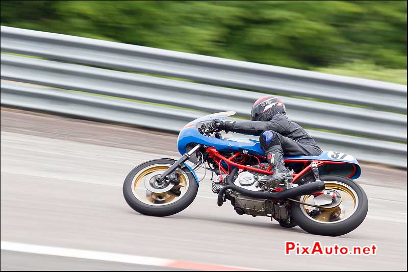 Coupes Moto Legende 2015, Ducati 900 SS