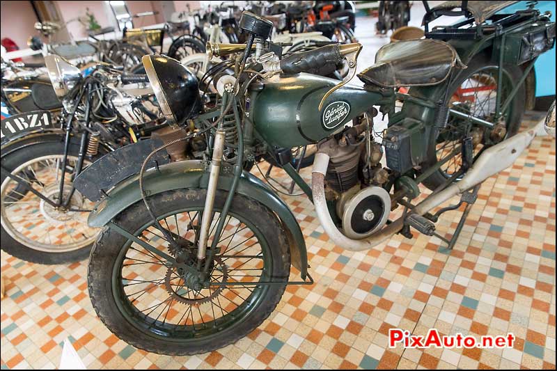 Musee-Automobile-Vendee, Motocyclette Genial Lucifer