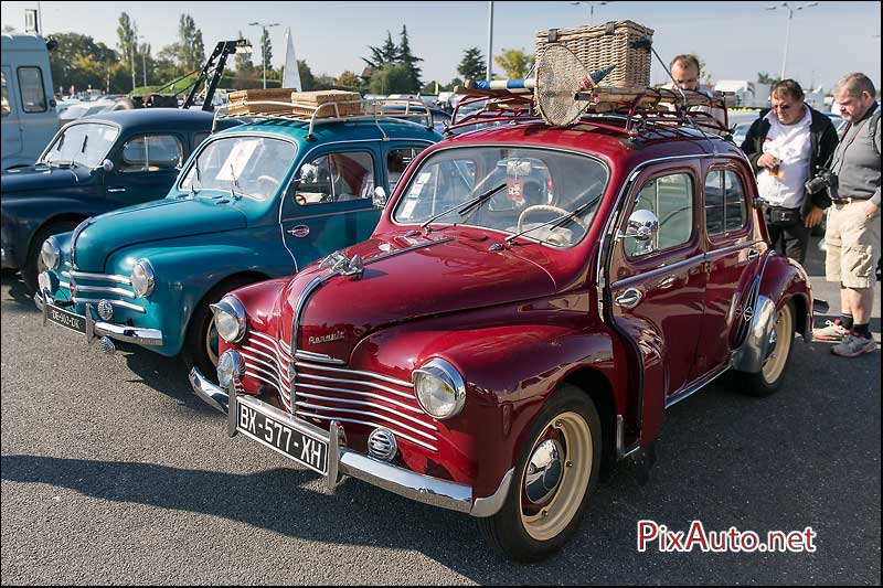 Parking Salon Automedon, Renault 4cv