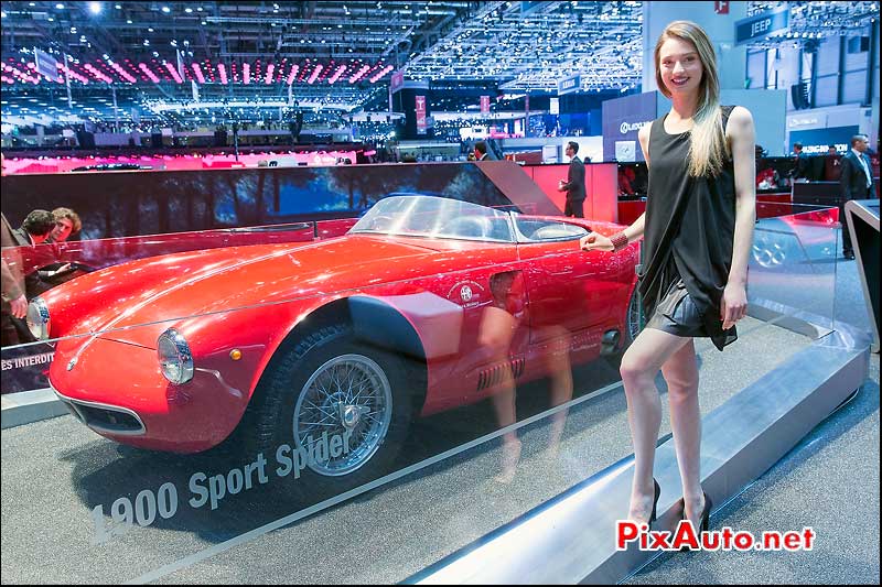 Geneve, Alfa Romeo 1900 Sport Spider et hotesse