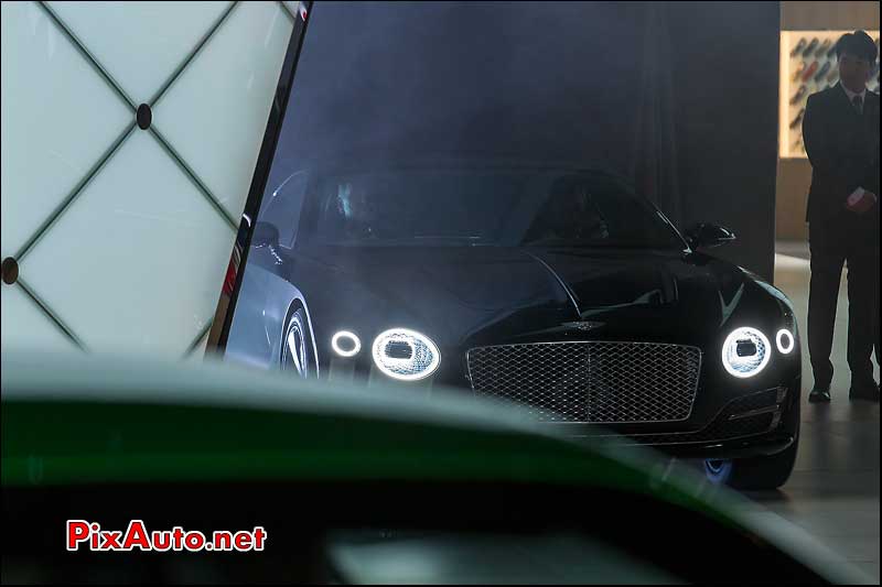 Geneve, Bentley Concept Exp 10 Speed 6