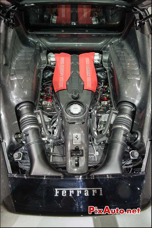 Salon De Geneve, Ferrari 488 GTB Moteur V8