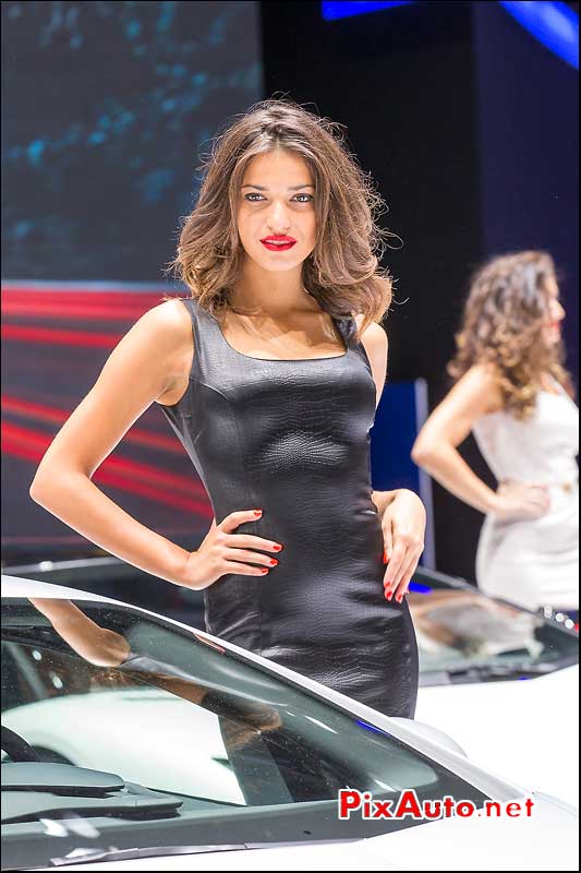 Hotesse 85e Salon de Geneve, Lamborghini Aventador
