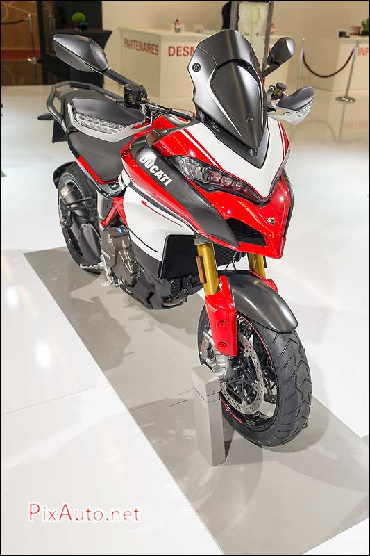 Salon-de-la-Moto,