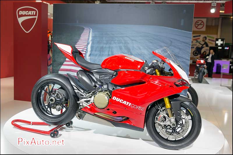 Salon-de-la-Moto 2015, Ducati Panigale R