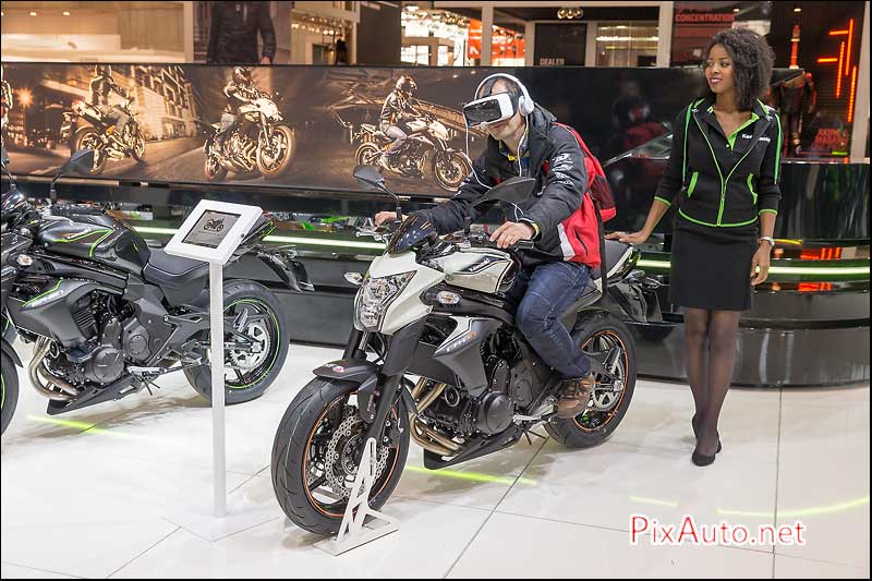 Salon-de-la-Moto, Essai Virtuel Kawasaki ER-6N