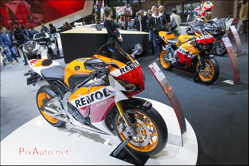 Salon-de-la-Moto 2015, Honda CBR1000RR Fireblade