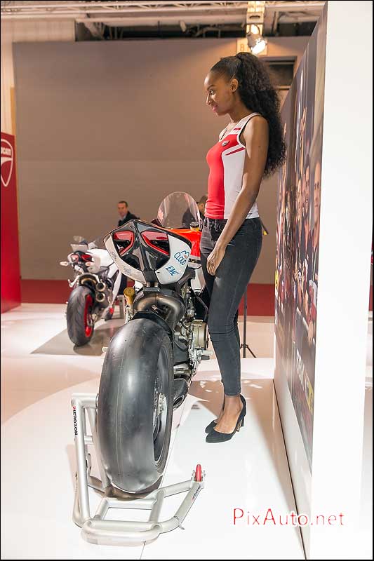Salon-de-la-Moto, Hotesse Ducati Superbike