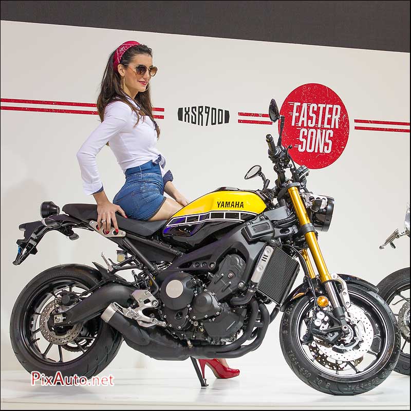 Salon-de-la-Moto 2015, Hotesse Yamaha XSR900 60th Anniversary