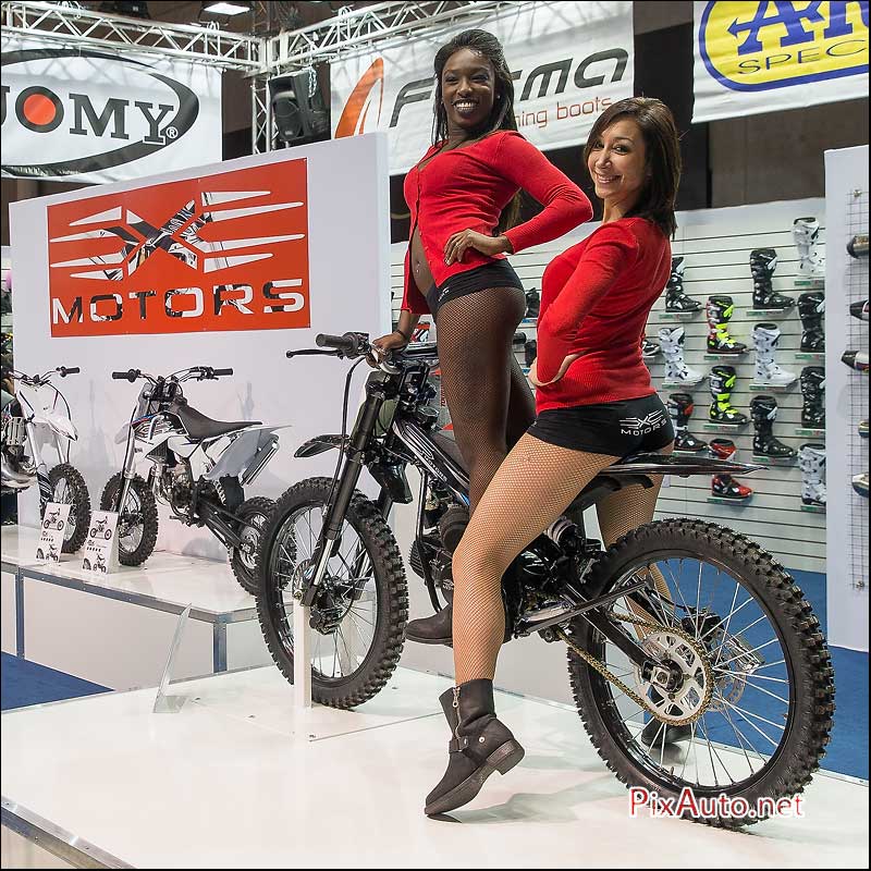 Salon-de-la-Moto 2015, Hotesses Motors FX125
