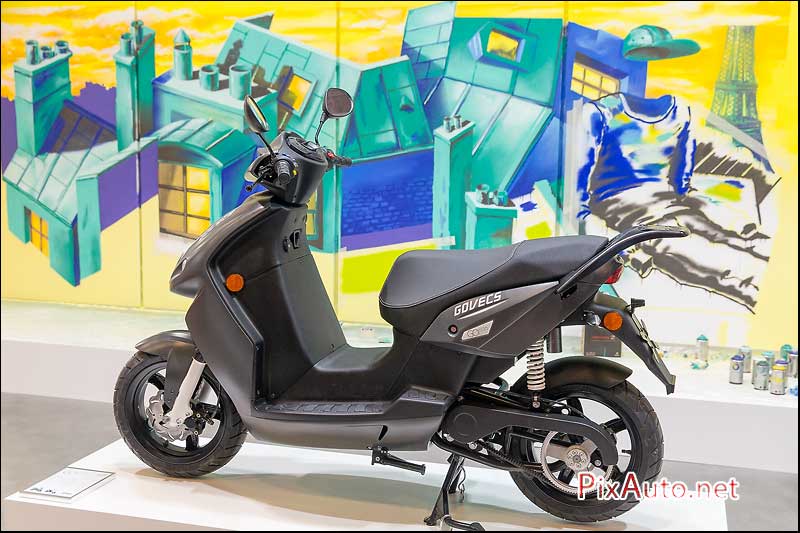 Salon-de-la-Moto, Scooter Electrique Govecs