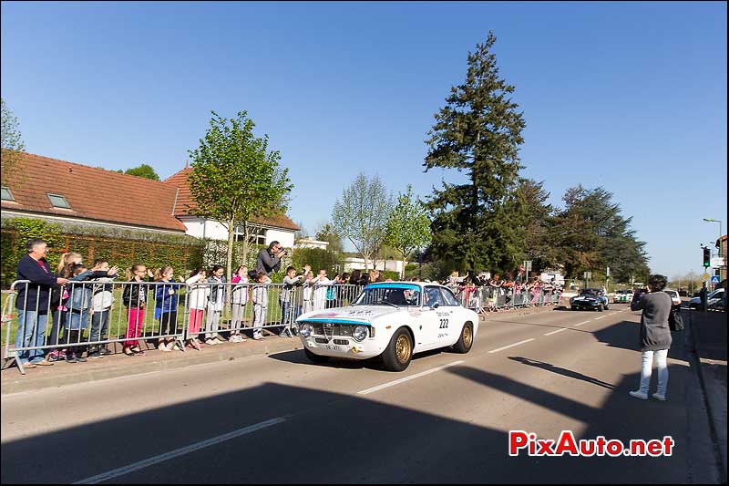 Tour Auto, Alfa Romeo GTA N°222, eleves ecole primaire