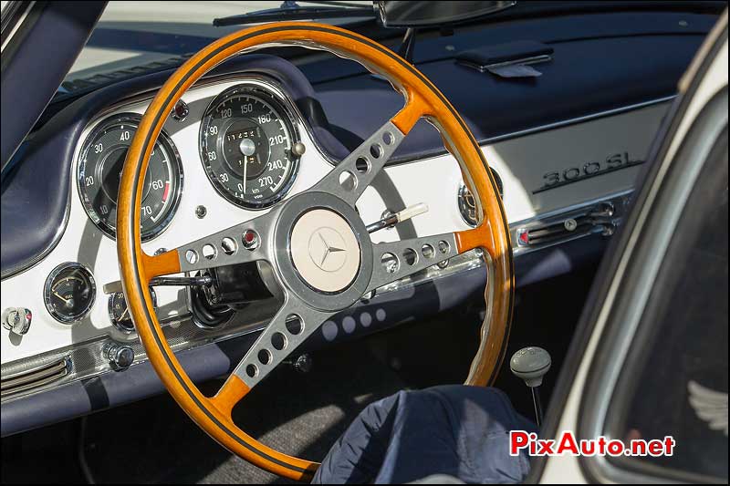 Tour Auto, Mercedes 300SL Tableau de bord