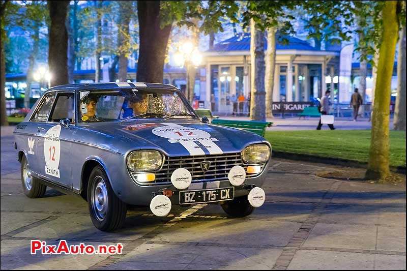 Tour Auto, Parc Vichy, arrivee Peugeot 204 Coupe