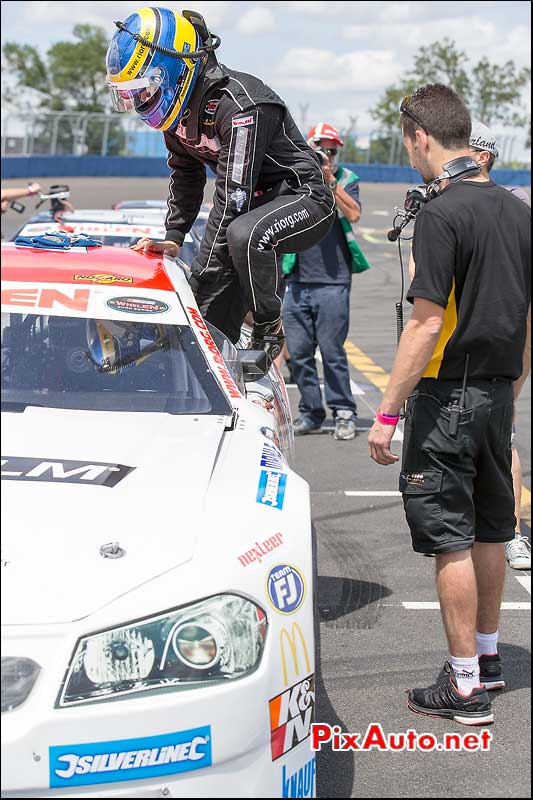 Tours-Motor-Show-2015, Installation du Pilote Romain Lannetta