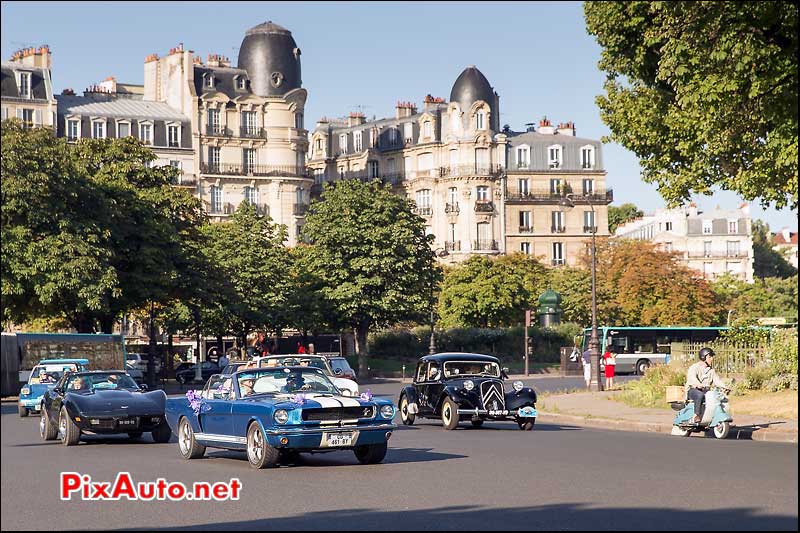 Traversee de Paris Estivale, Ford Mustang Place de La Nation