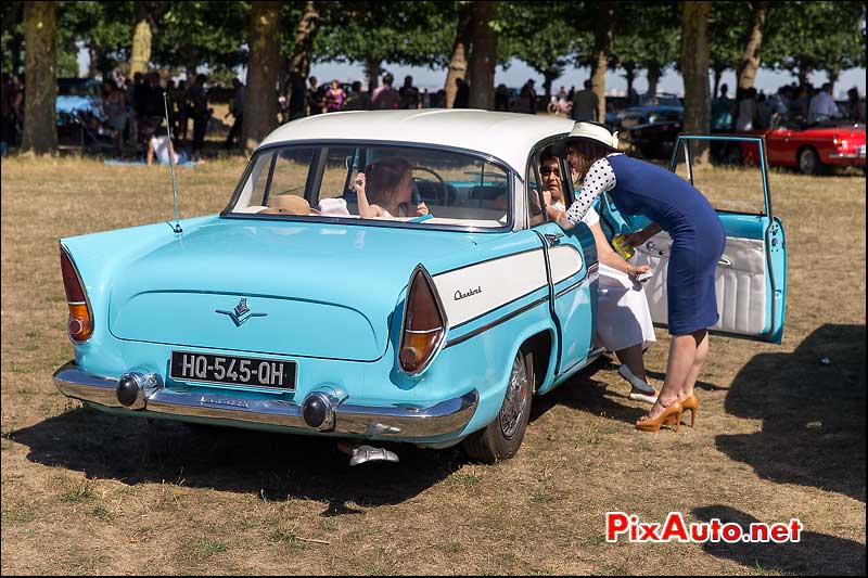 Traversee de Paris Estivale, Simca Chambord Terrasse Meudon