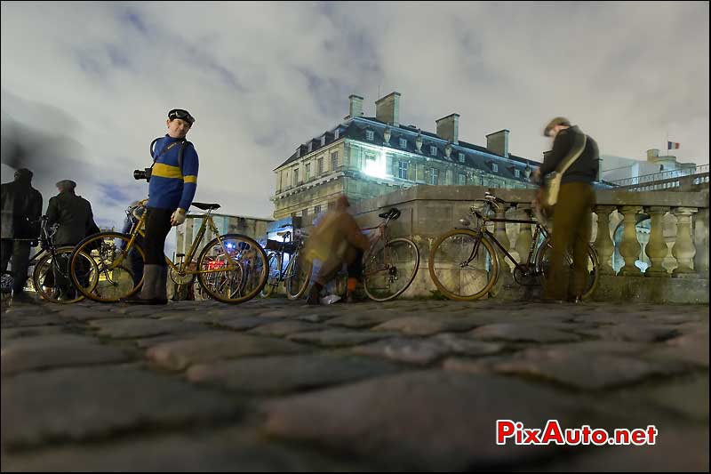 Traversee de Paris 2015, Cyclistes Chateau De Vincennes