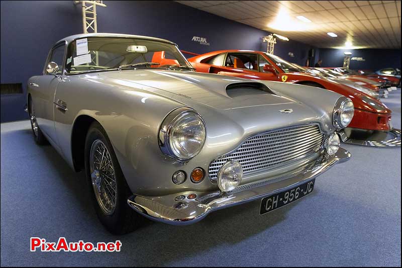 Automobiles-sur-les-Champs, Aston Martin DB4 Serie II