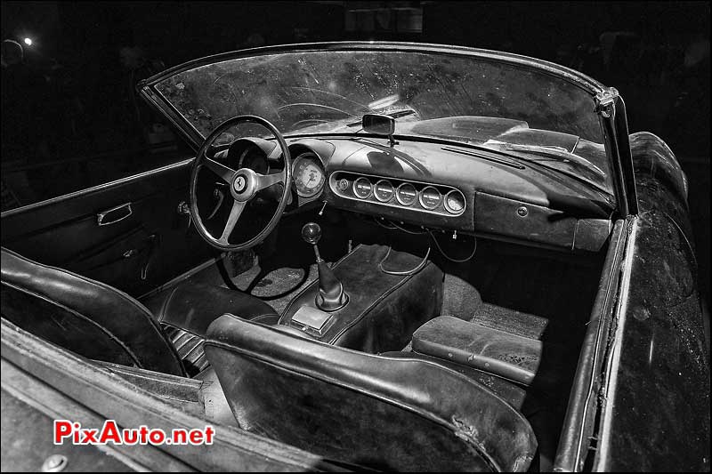 Collection Baillon Artcurial Motorcars, Ferrari 250GT California Habitacle