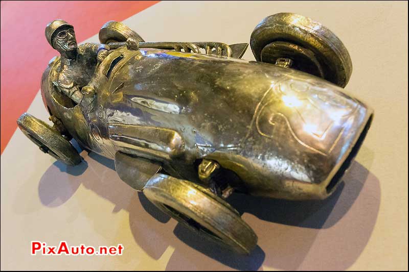 vente automobilia Artcurial Motorcars, Sculpture Gordon Chism