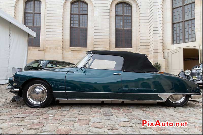 Bonhams A Chantilly, Citroen DS19 Cabriolet Pre-serie 1961