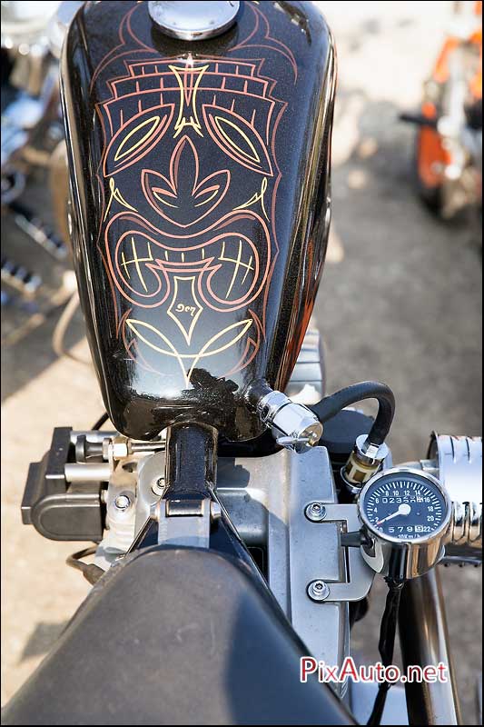 Wings & Rides, Pinstriping Tiki Sur Reservoir Moto