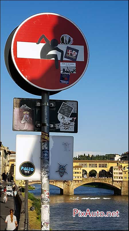 Panneaux-code-de-la-route, Clet-Abraham, 20160626_192021