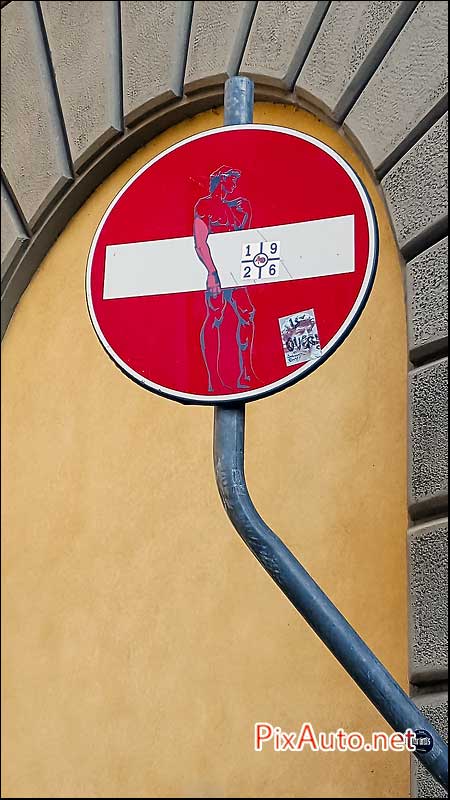 Panneaux-code-de-la-route,